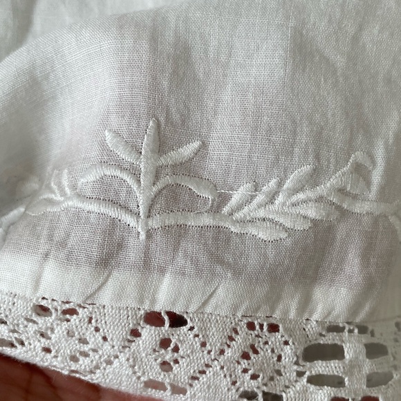 Zara Ramie Embroidered crotcheted Long Sleeve Blouse - Picture 16 of 17